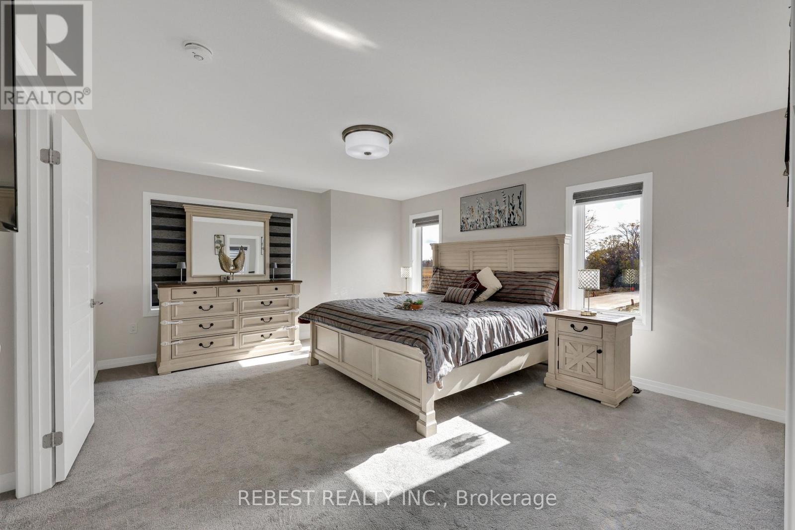 130 Hitchman Street Property Photo 37