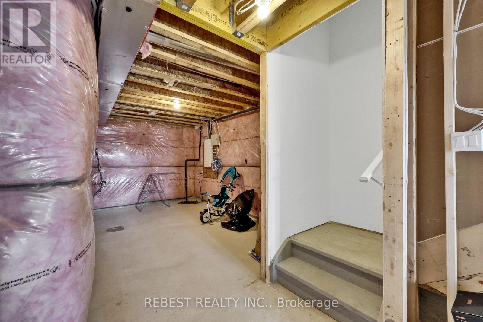 130 Hitchman Street Property Photo 44