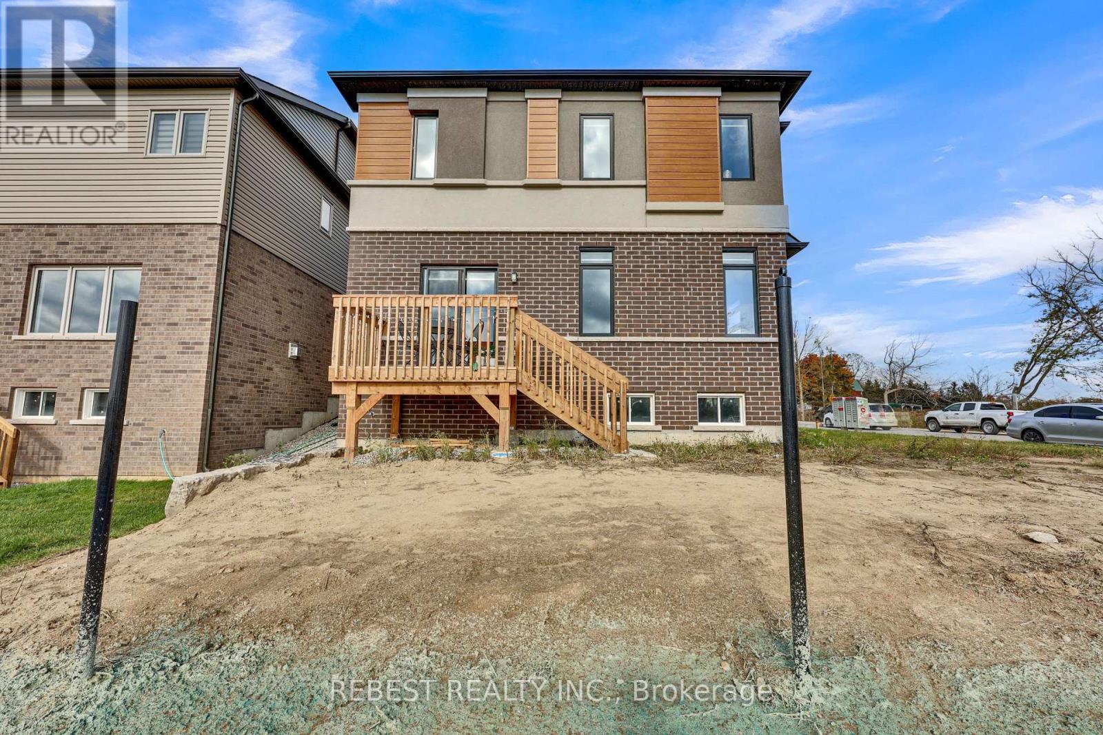 130 Hitchman Street Property Photo 49