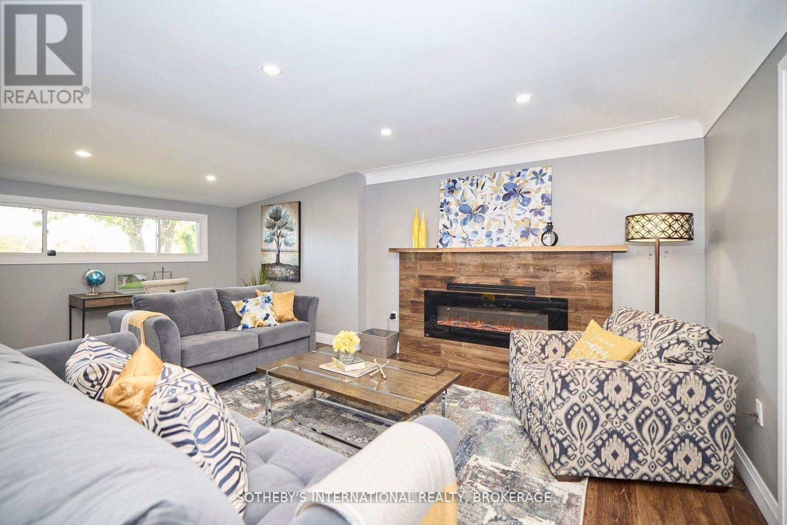 7186 Garner Road Property Photo 9