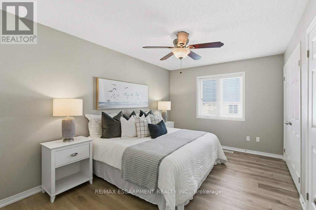 113 Thornlodge Drive Property Photo 22