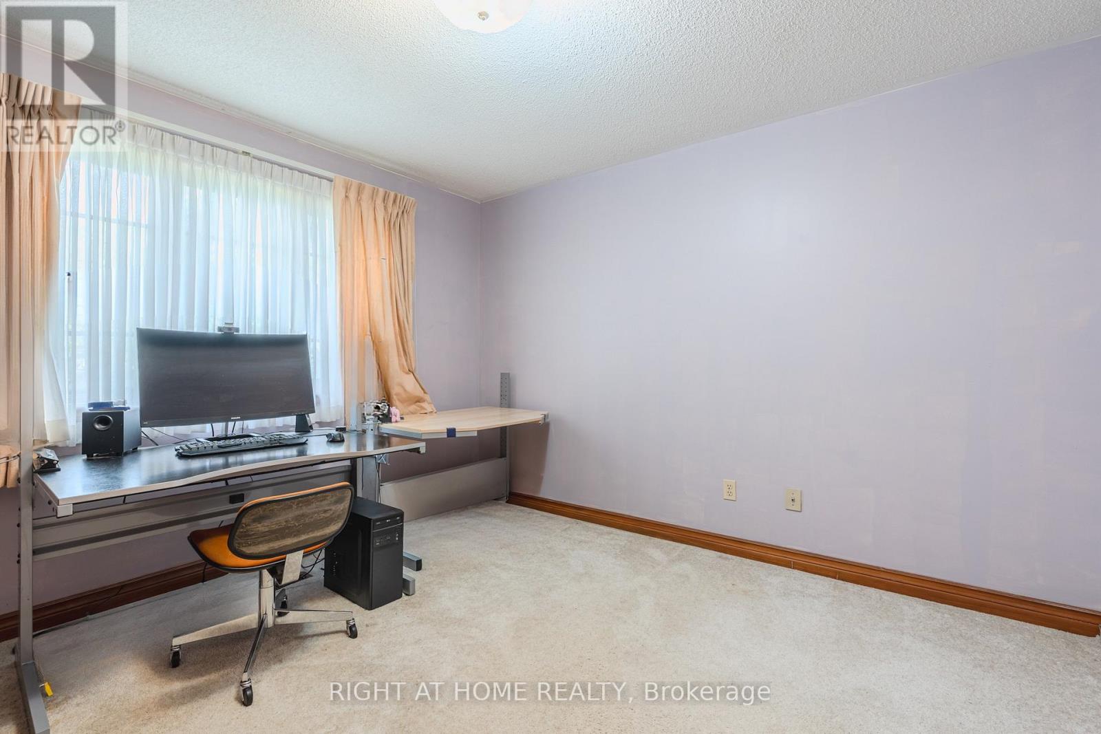 425 Golf Club Road Property Photo 25