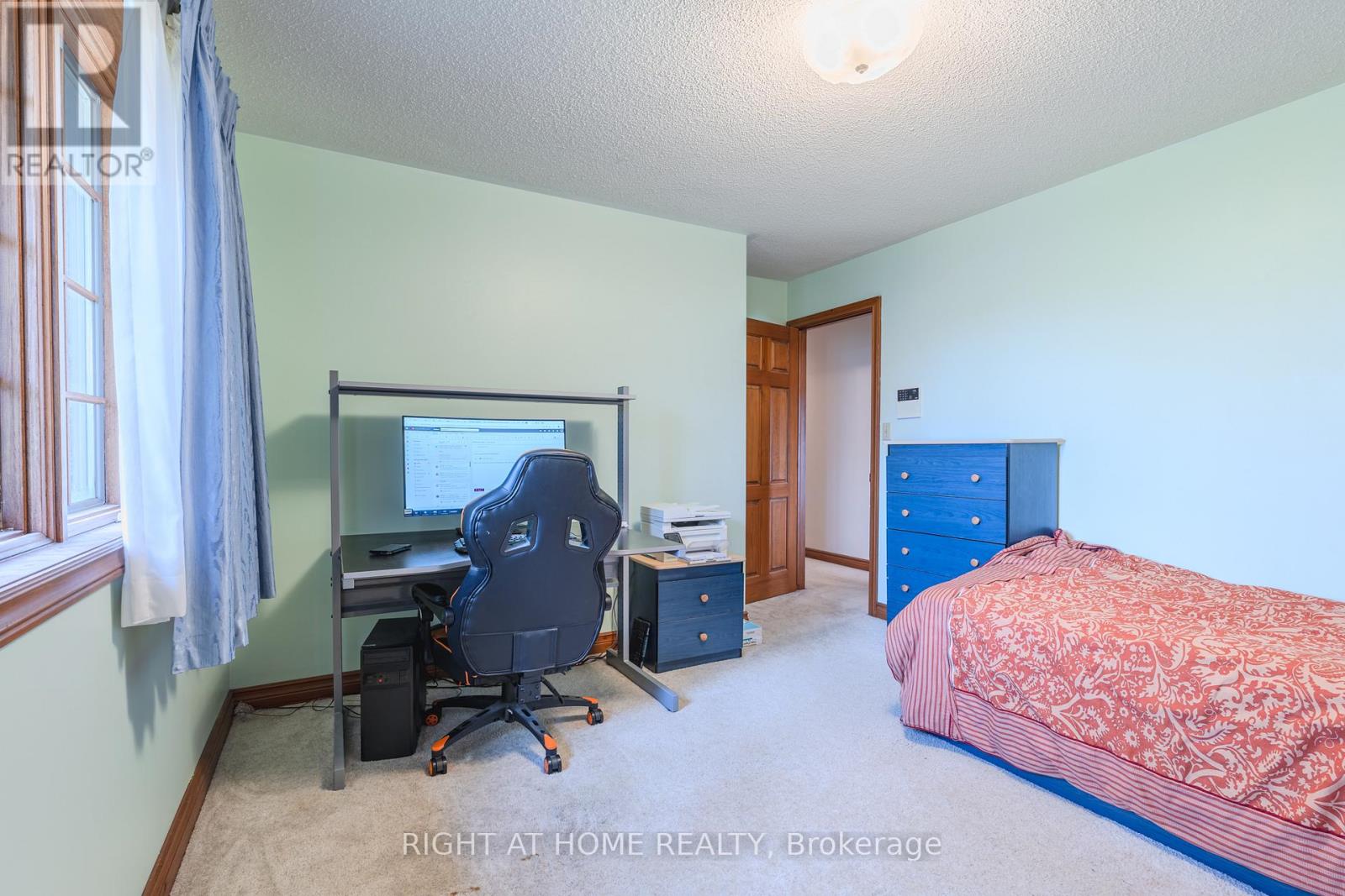 425 Golf Club Road Property Photo 27