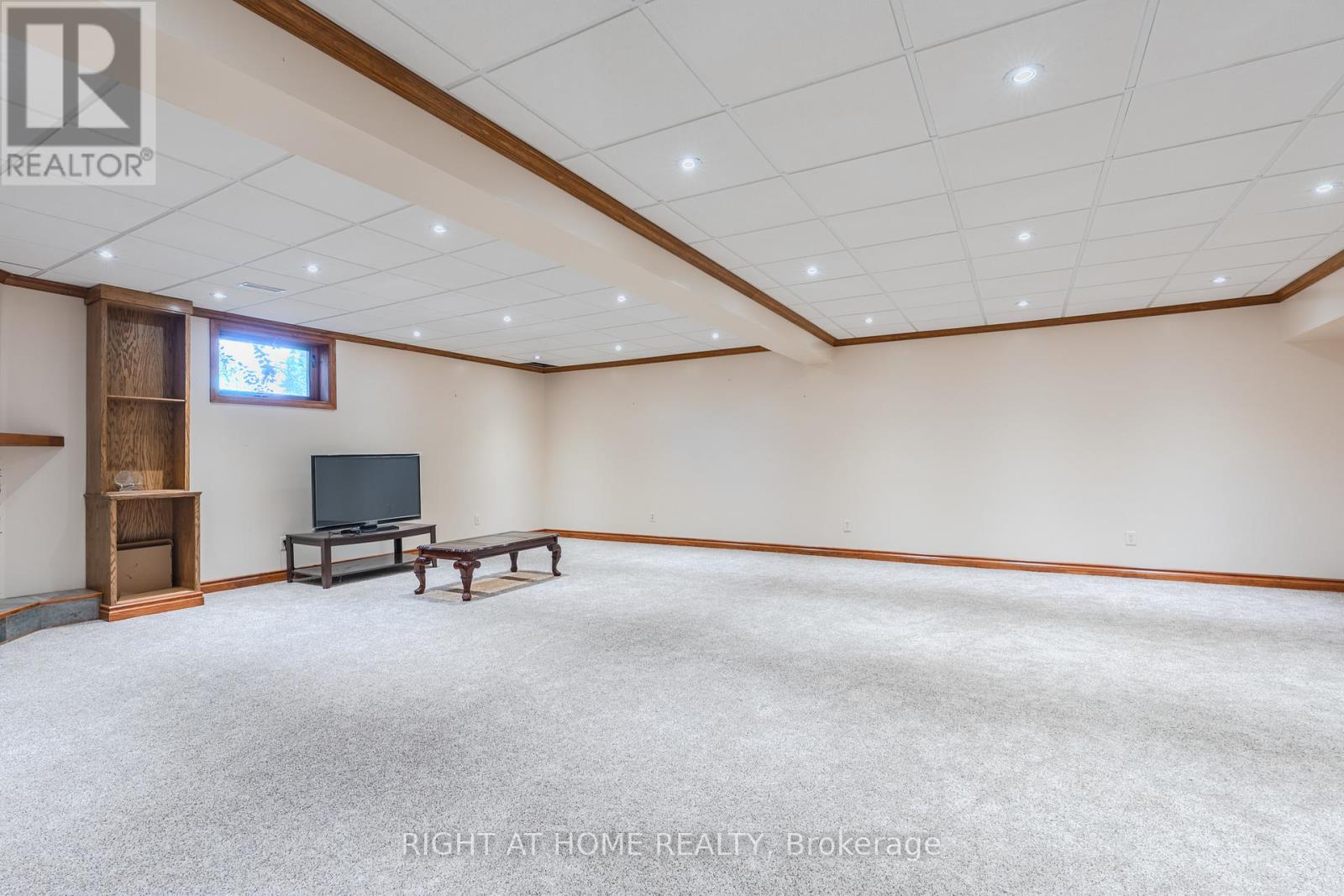 425 Golf Club Road Property Photo 34