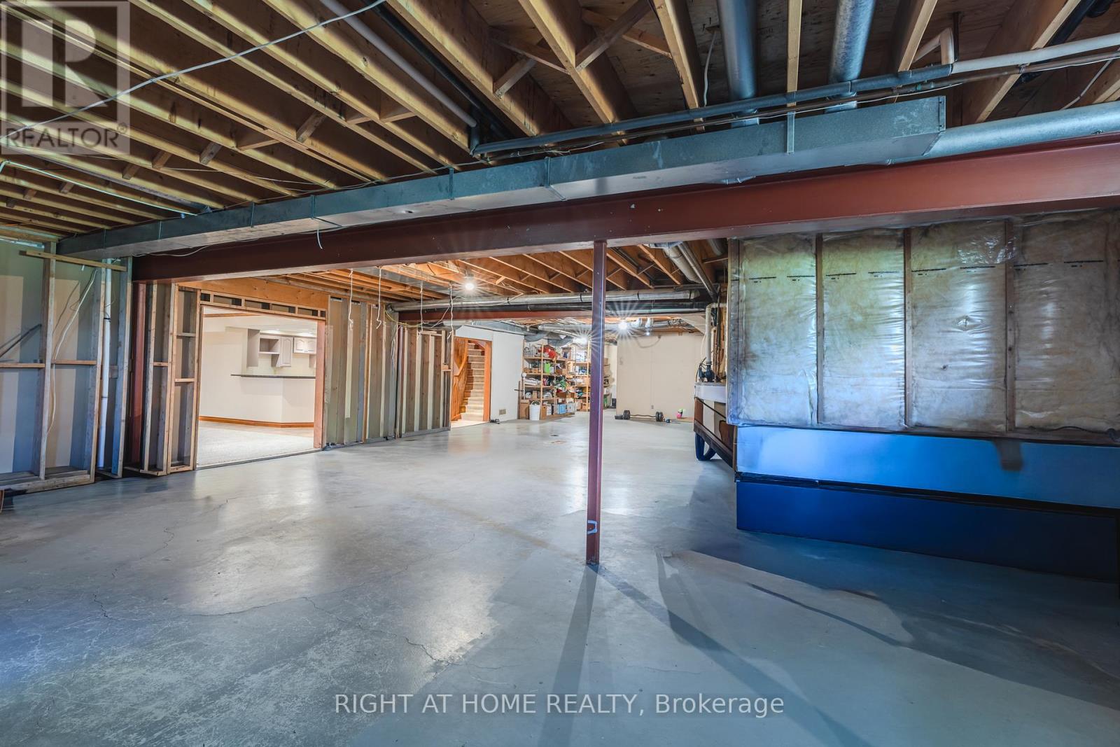 425 Golf Club Road Property Photo 38