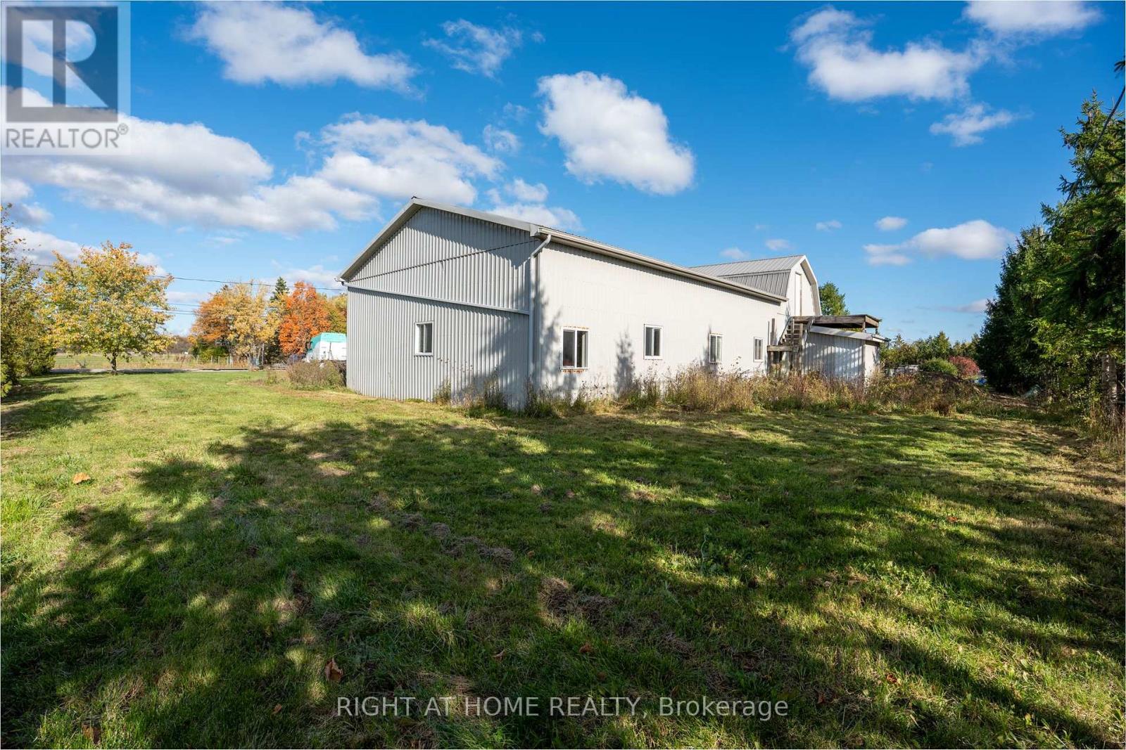425 Golf Club Road Property Photo 45