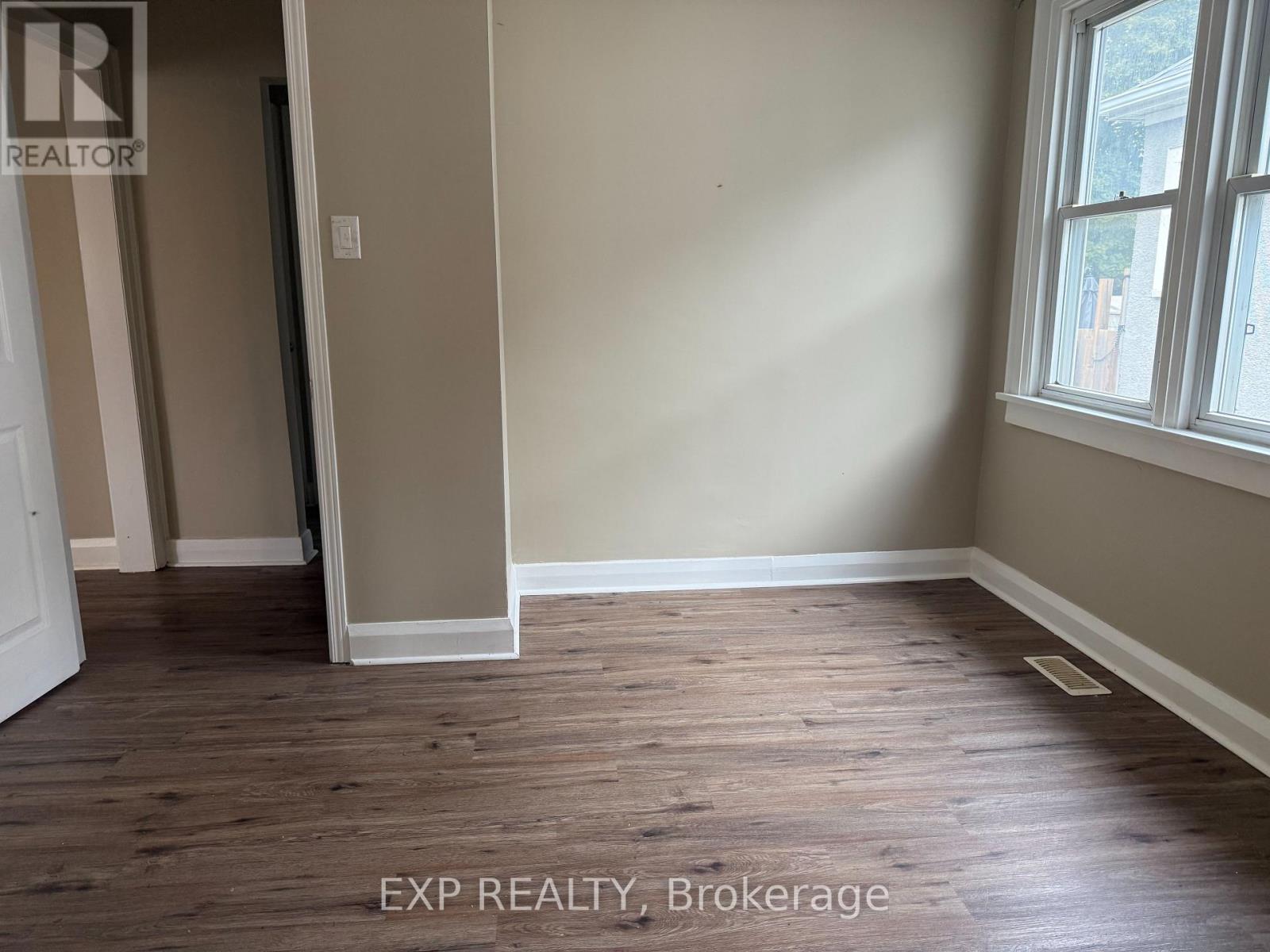 3 Moote Street Property Photo 5