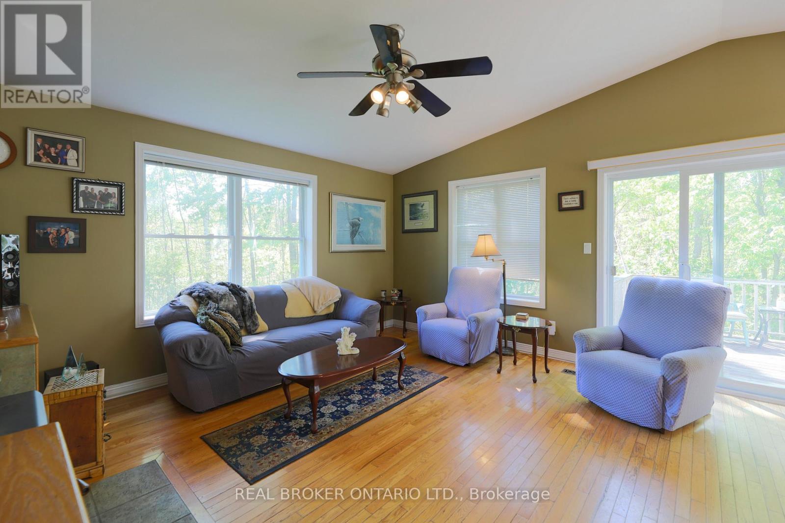 988 County 44 Road Property Photo 2