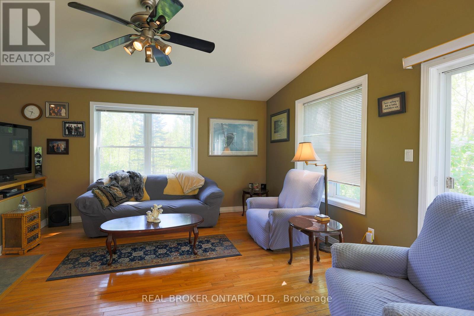 988 County 44 Road Property Photo 3