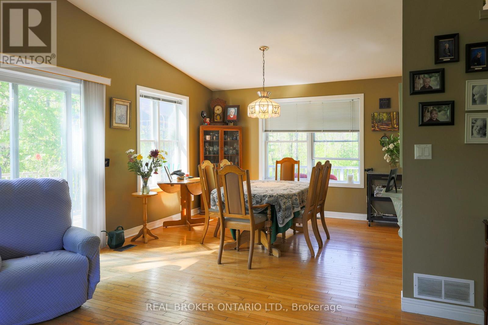 988 County 44 Road Property Photo 5