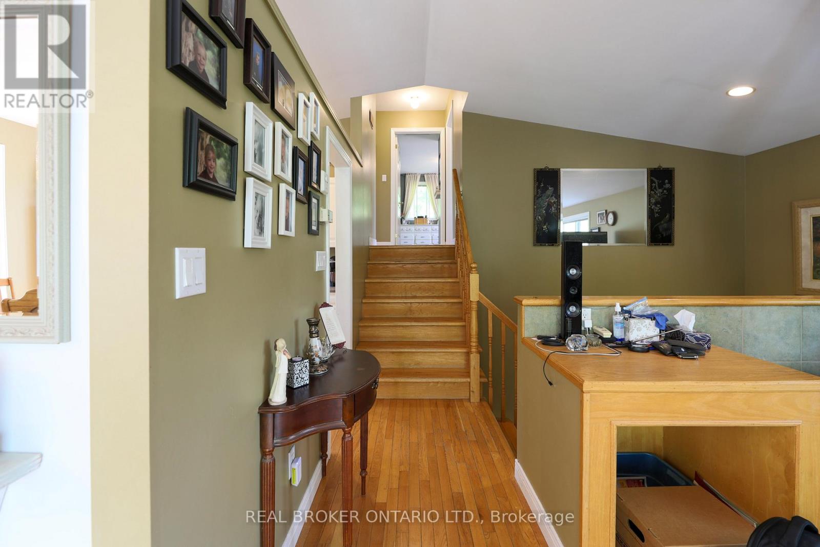 988 County 44 Road Property Photo 9