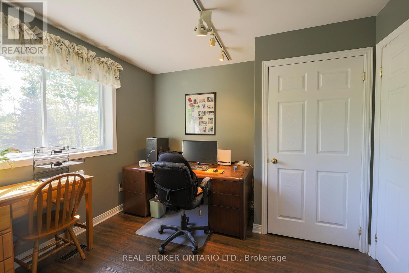 988 County 44 Road Property Photo 11