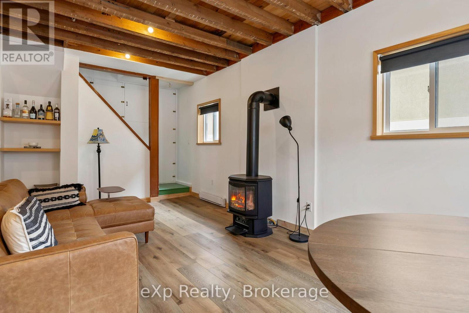 47 William Street Property Photo 2