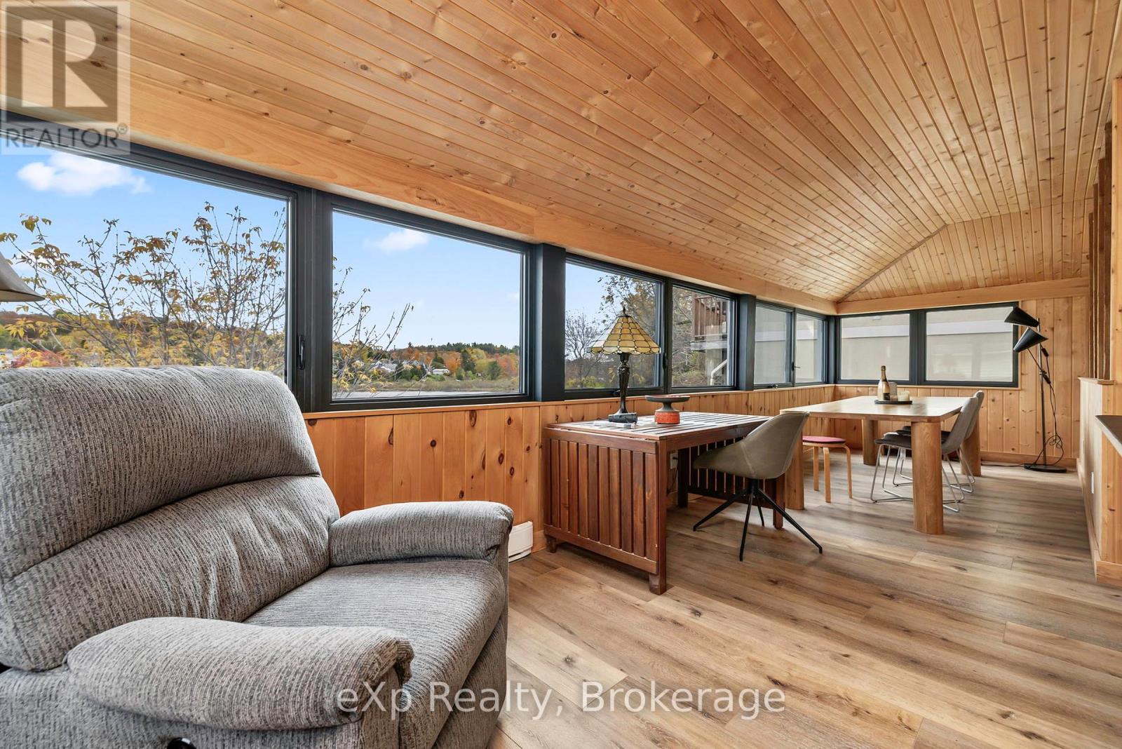 47 William Street Property Photo 11