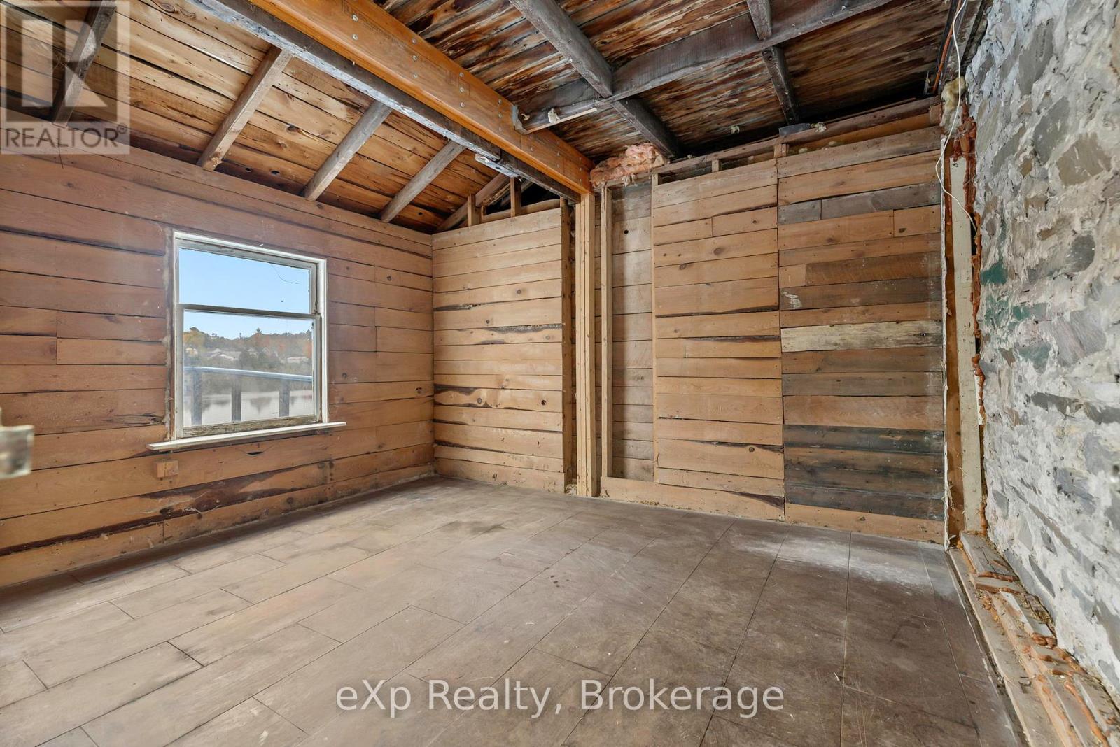 47 William Street Property Photo 45