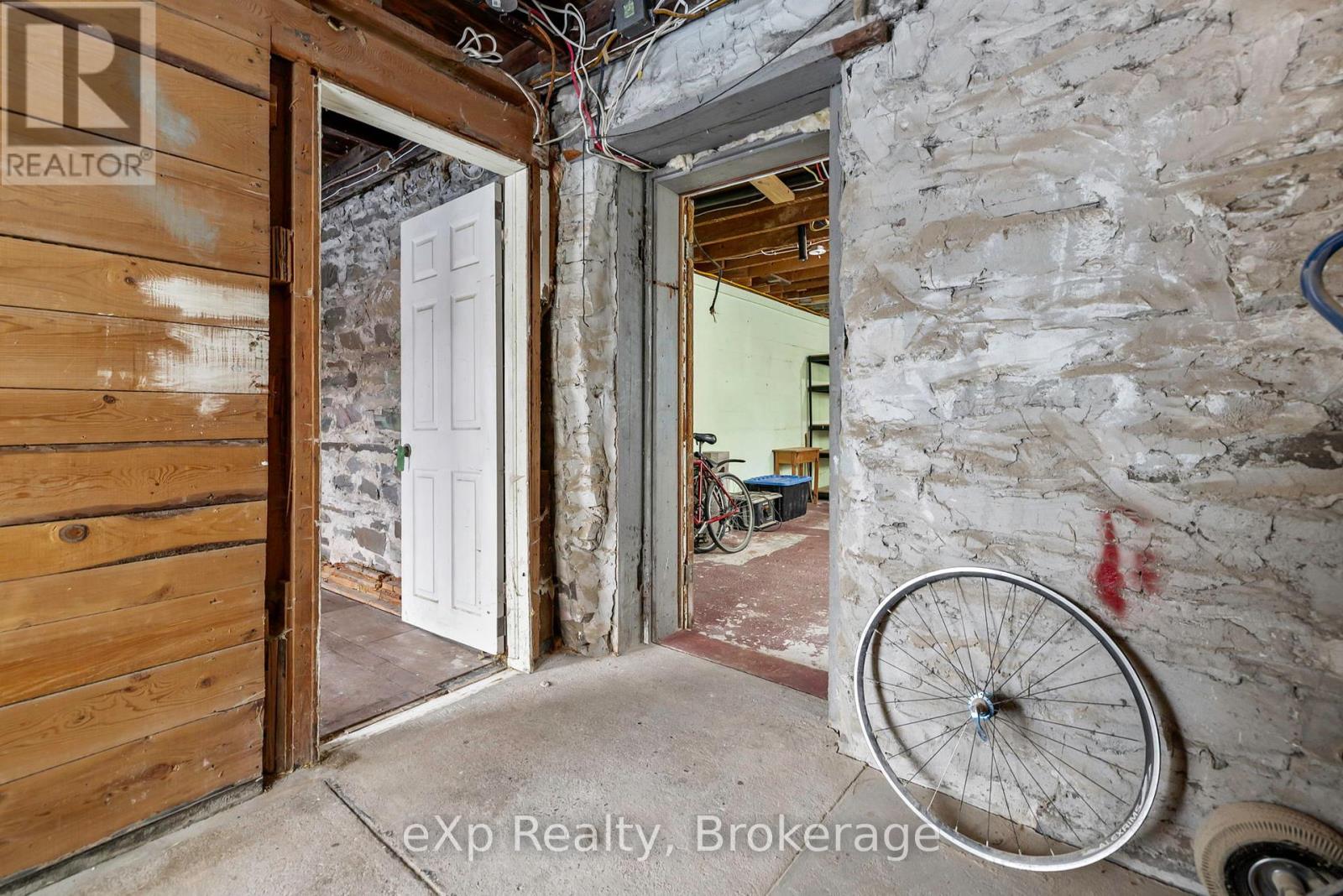 47 William Street Property Photo 47