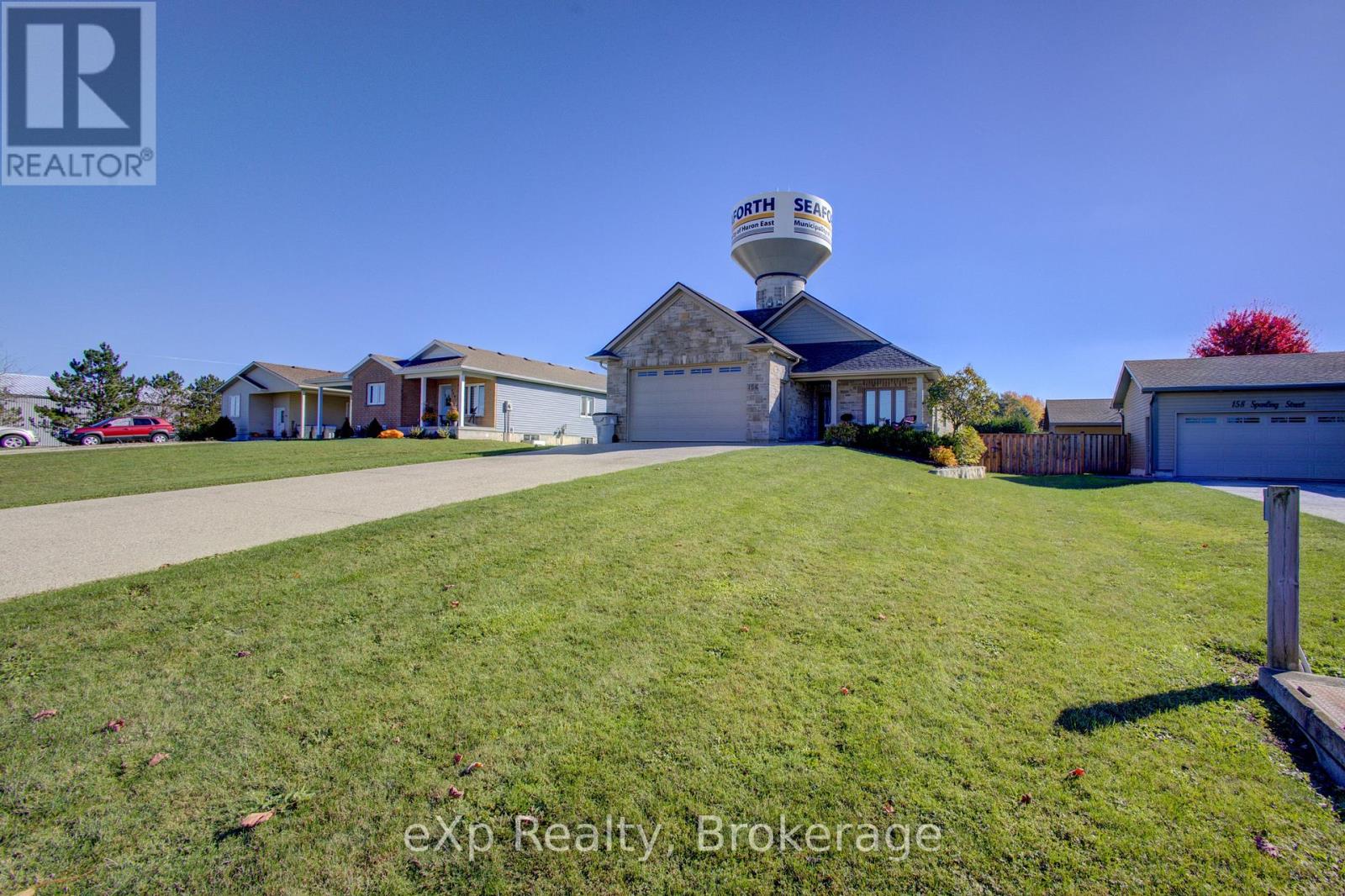156 Sparling Street Property Photo 3
