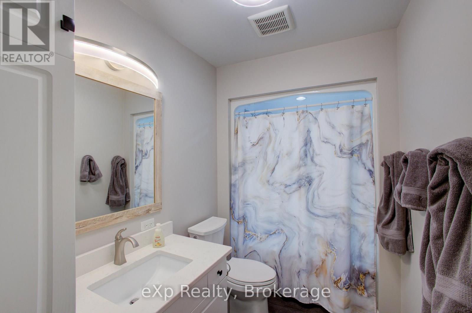 156 Sparling Street Property Photo 8