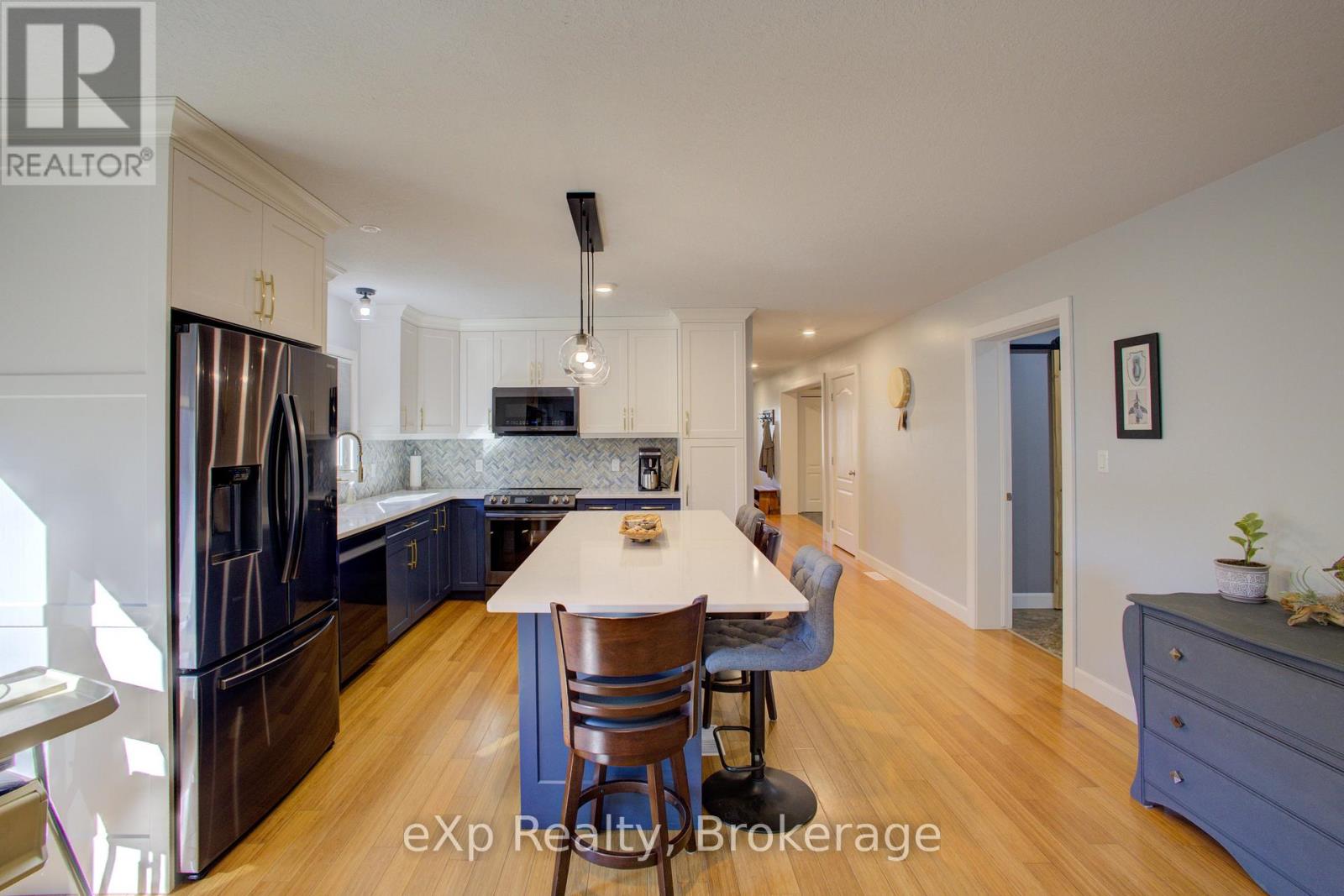 156 Sparling Street Property Photo 11