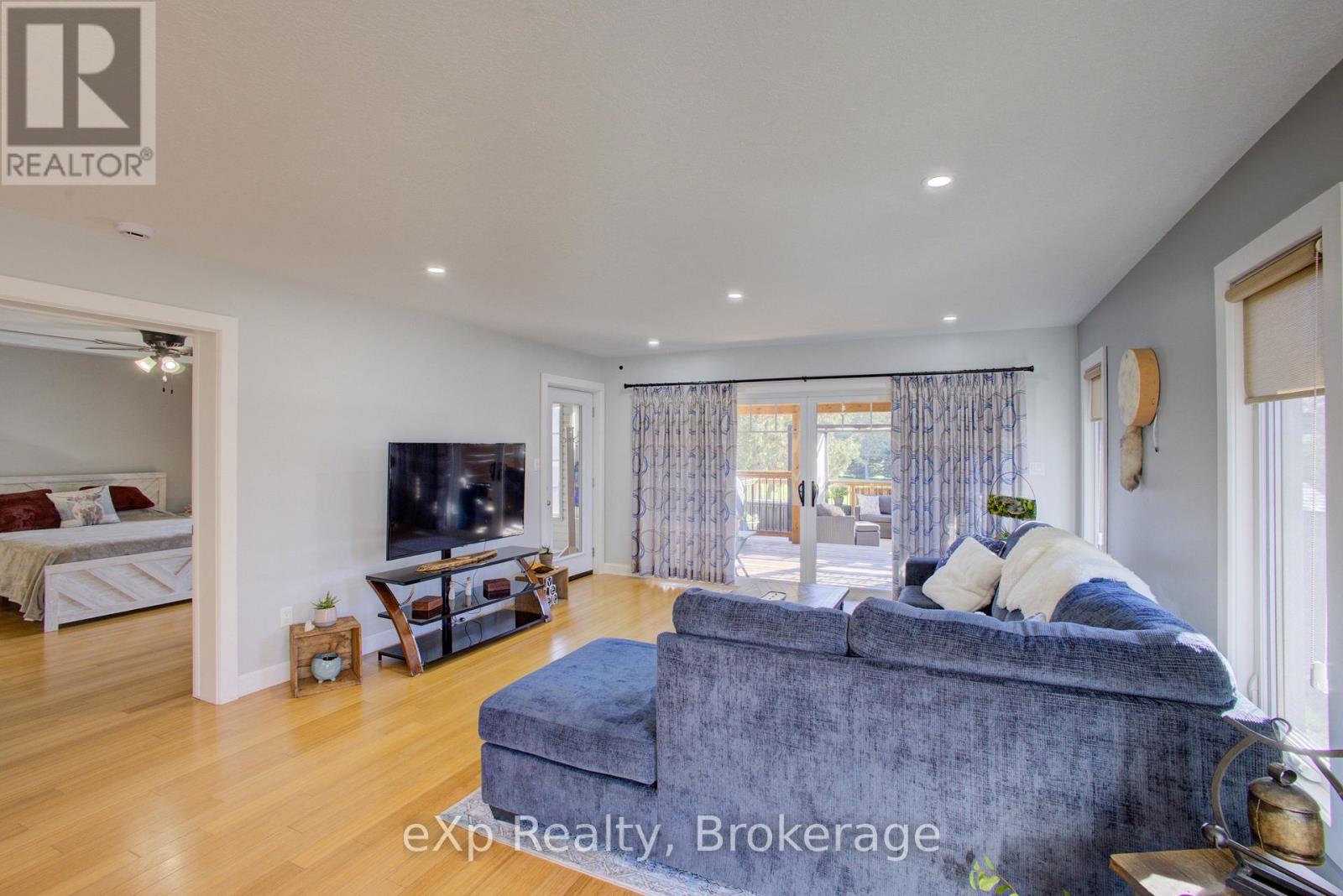 156 Sparling Street Property Photo 15