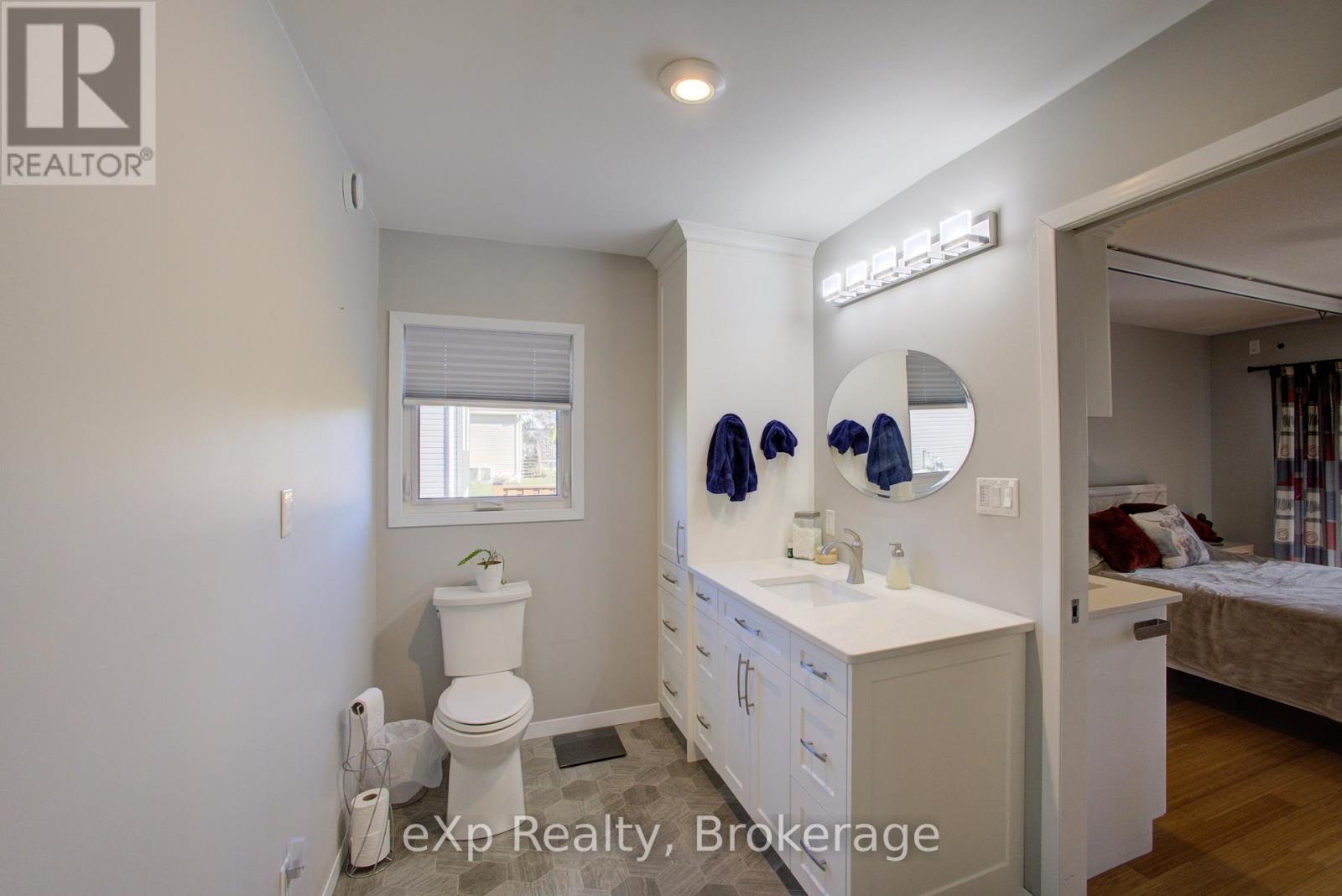156 Sparling Street Property Photo 18