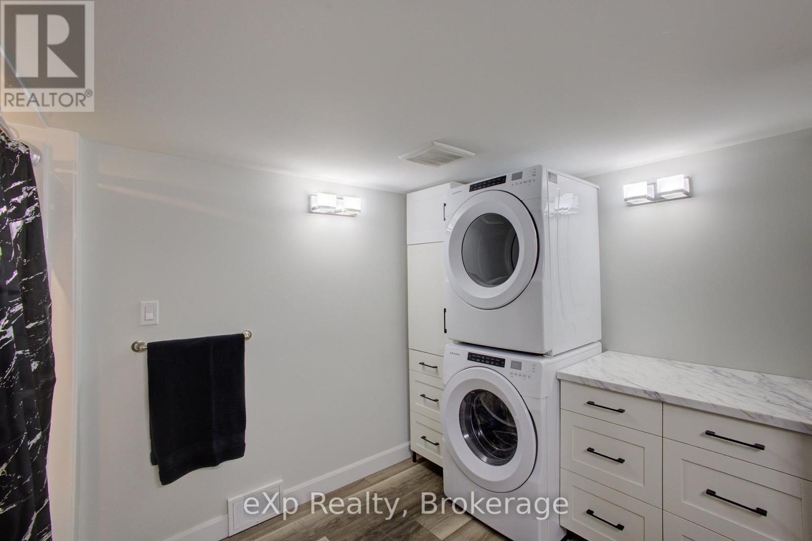 156 Sparling Street Property Photo 23