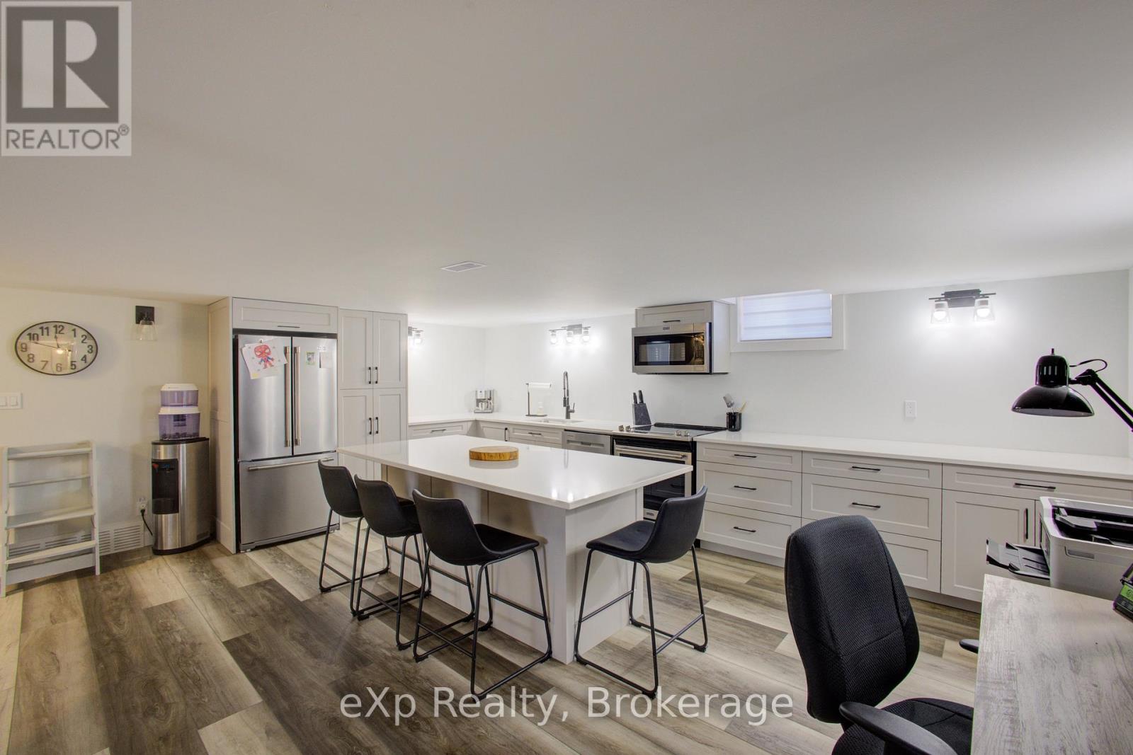 156 Sparling Street Property Photo 27