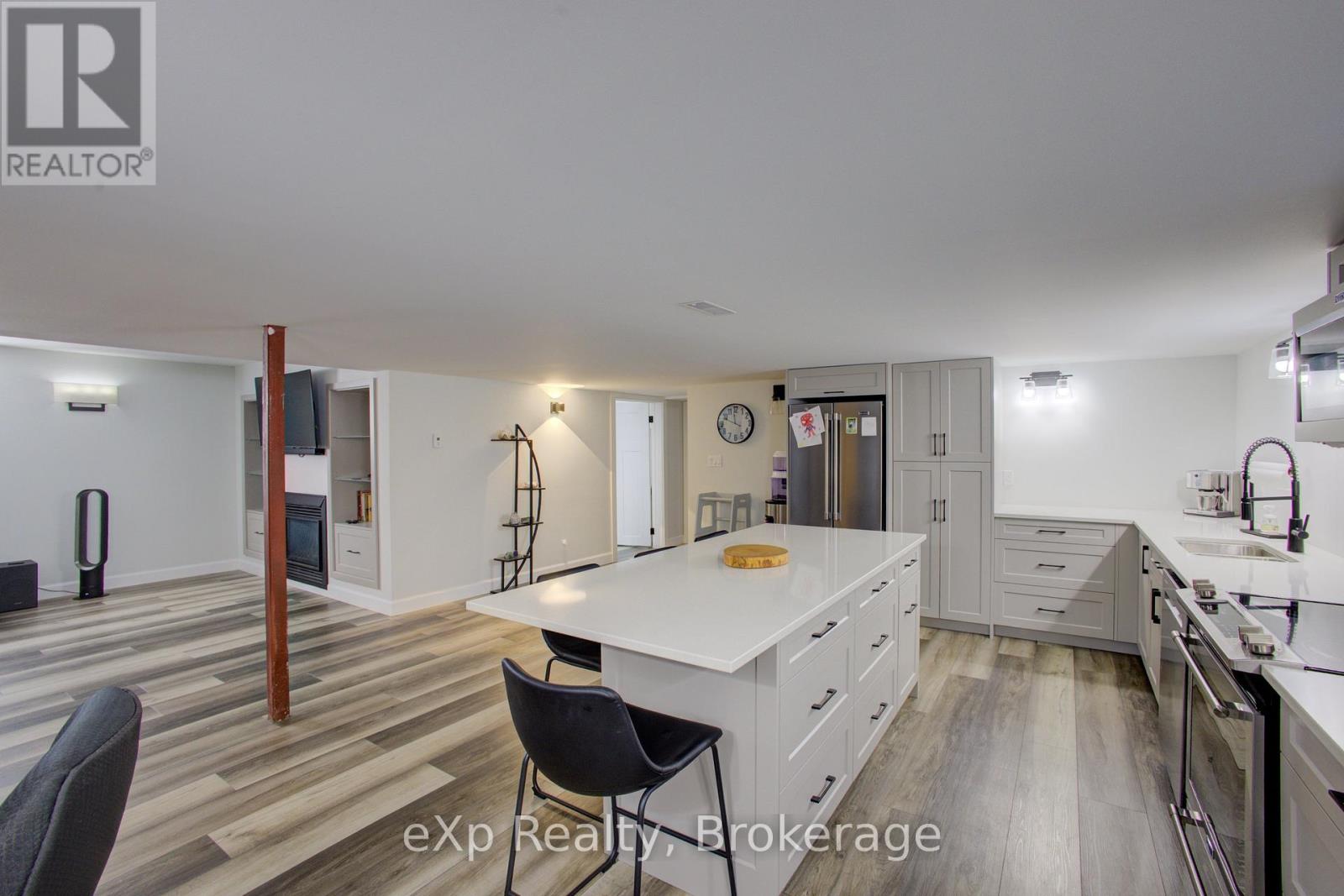 156 Sparling Street Property Photo 30