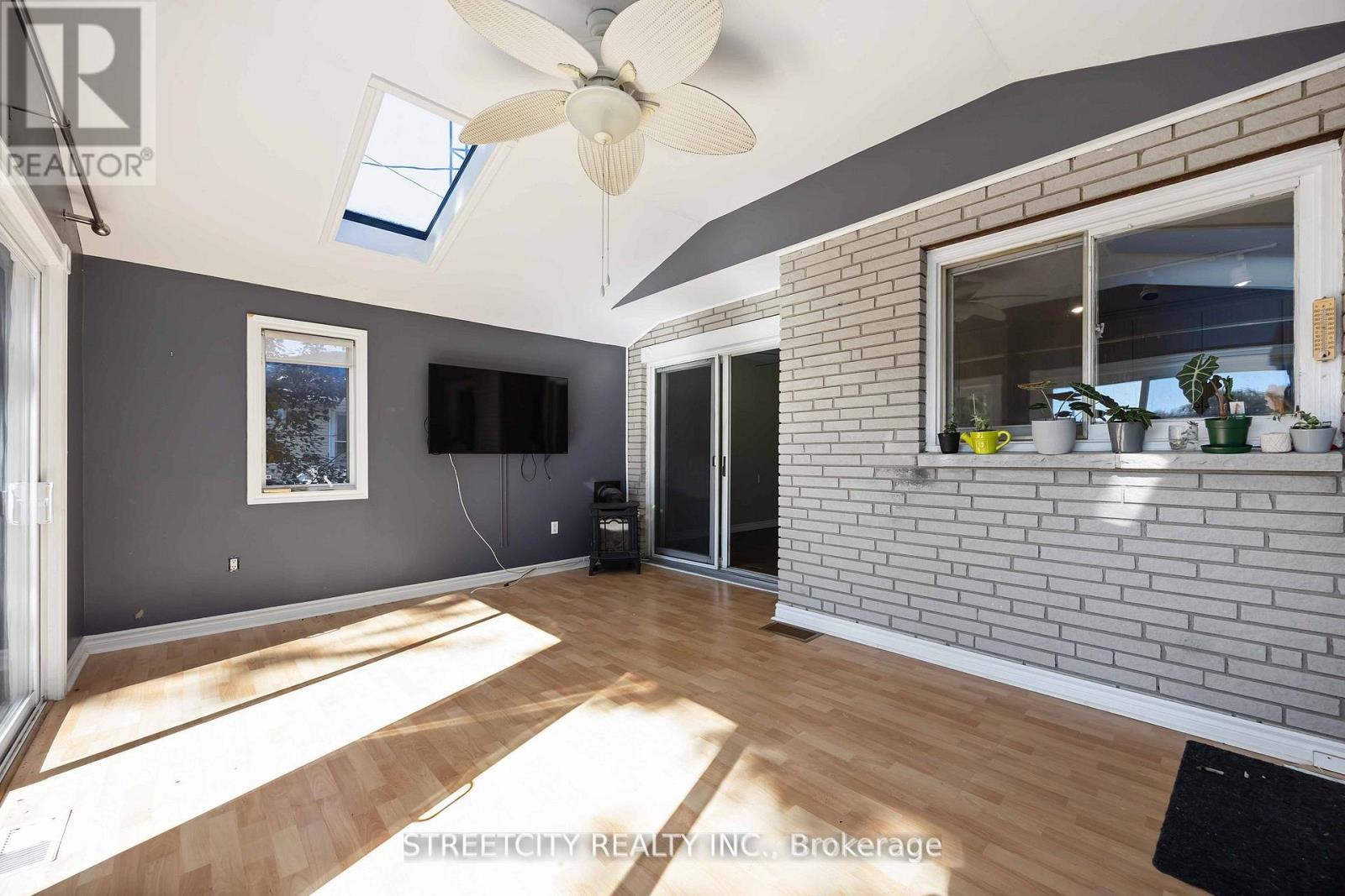 4767 St. Clair Parkway Property Photo 13