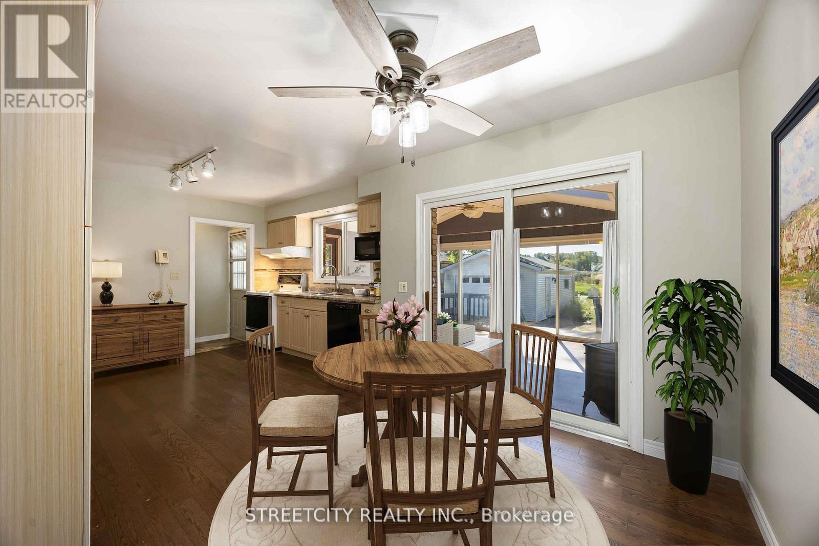 4767 St. Clair Parkway Property Photo 16