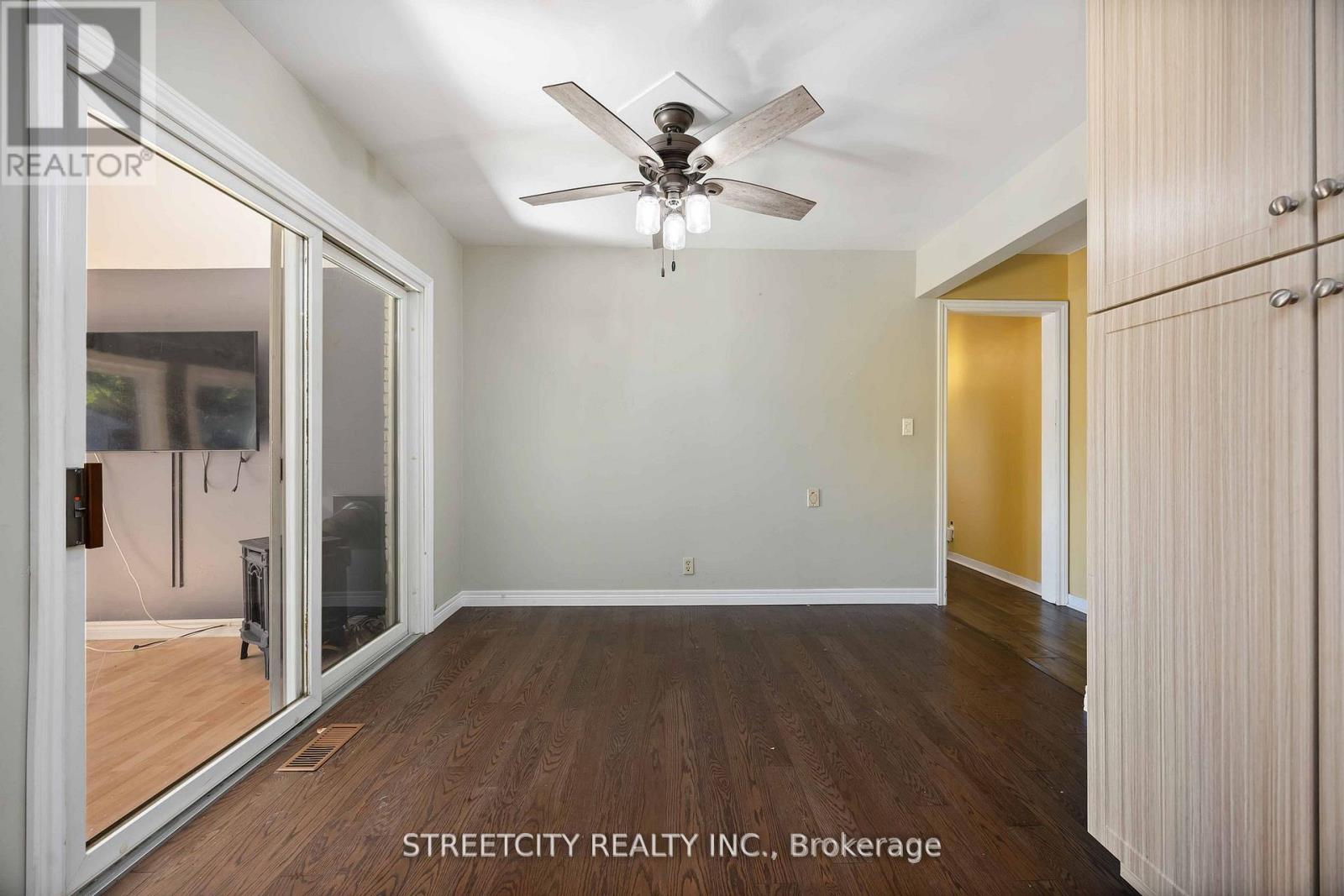 4767 St. Clair Parkway Property Photo 19