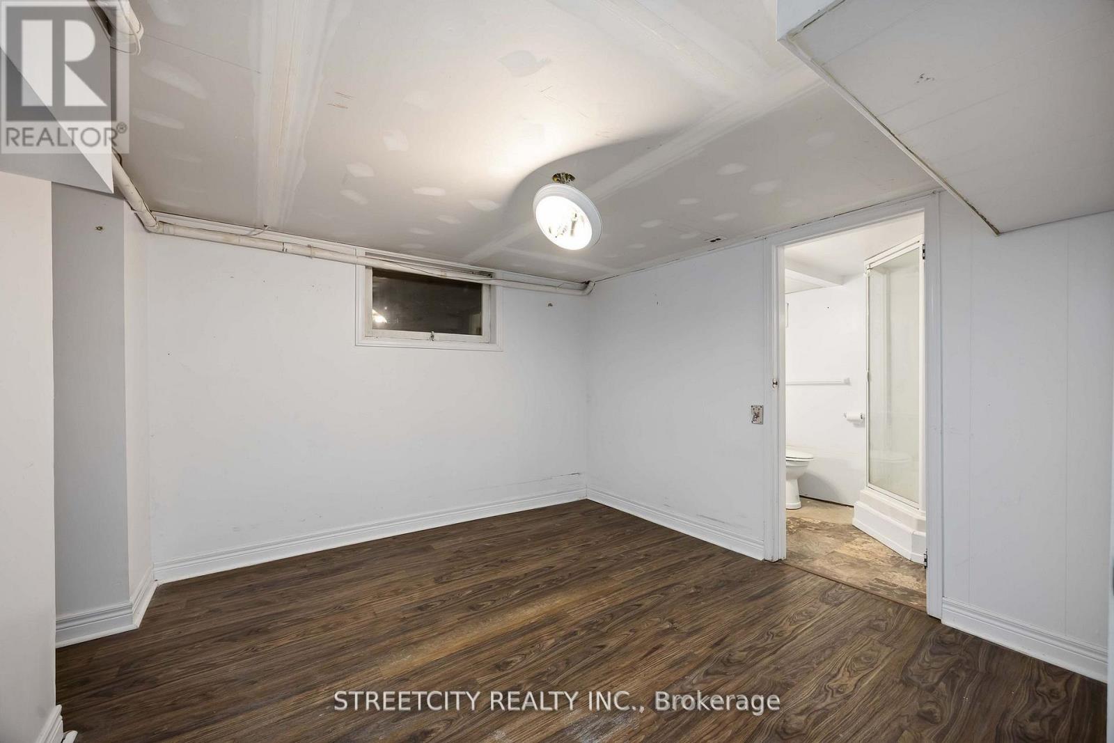 4767 St. Clair Parkway Property Photo 31