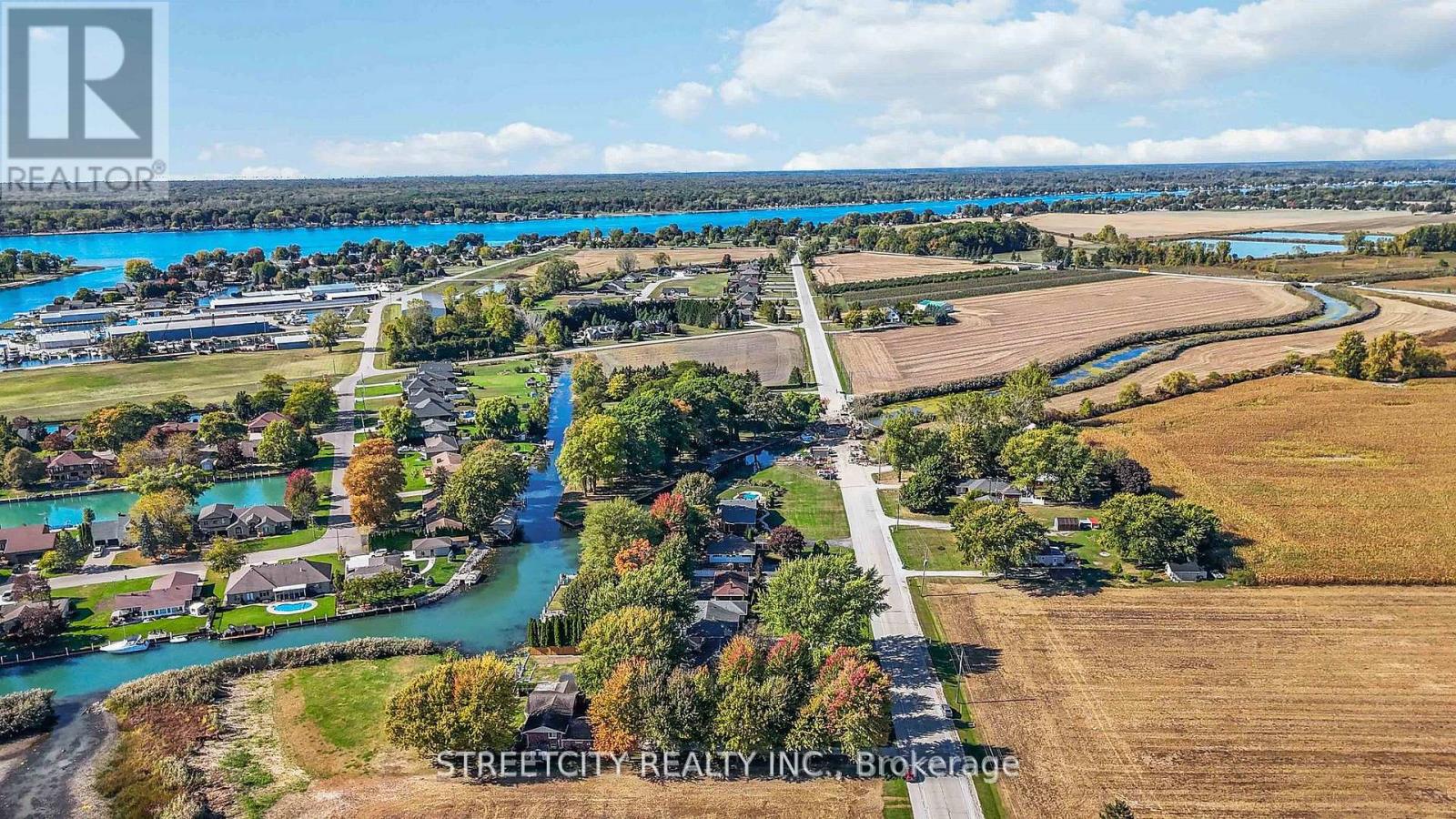 4767 St. Clair Parkway Property Photo 38