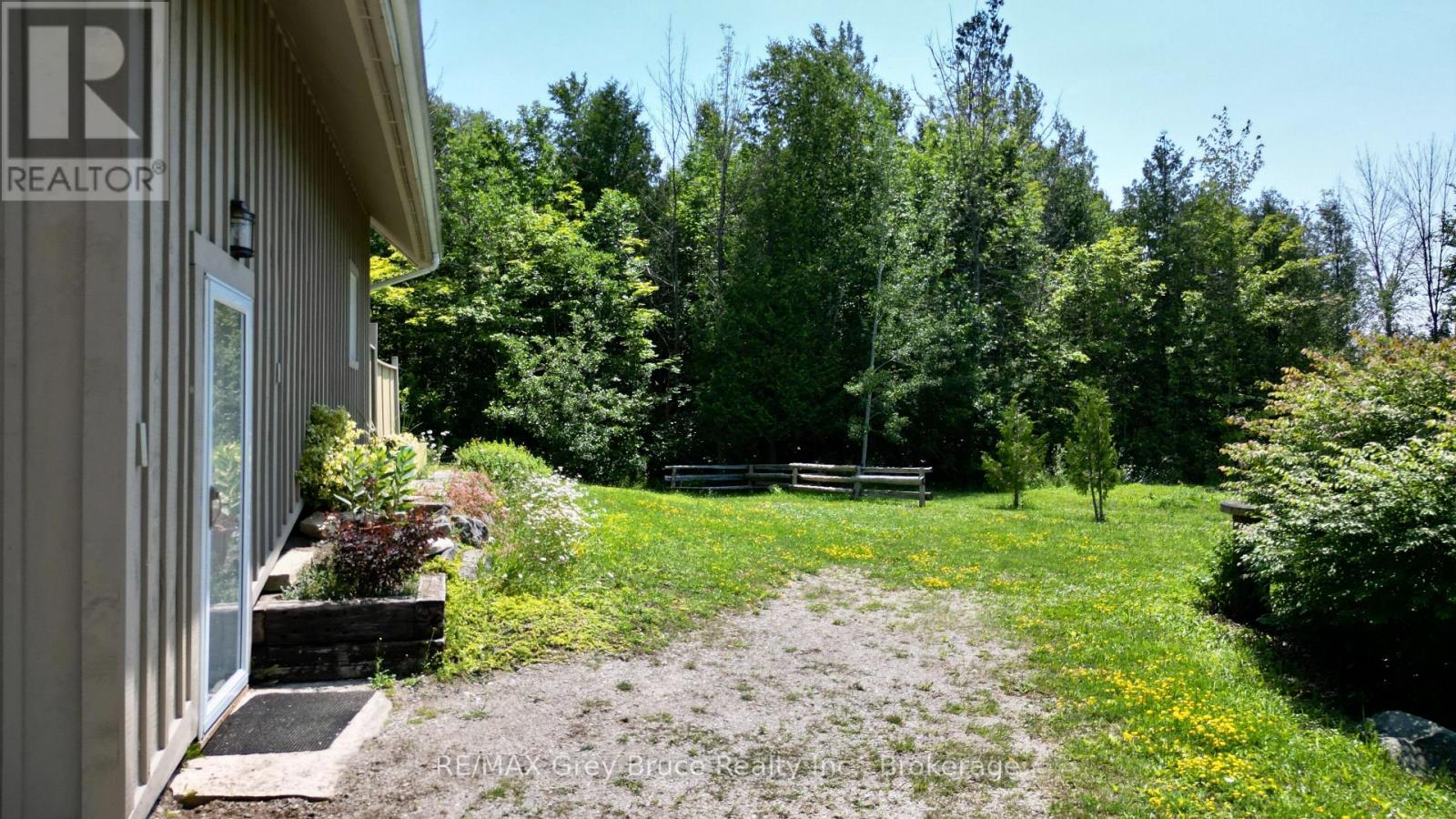 20 Maple Drive Property Photo 6