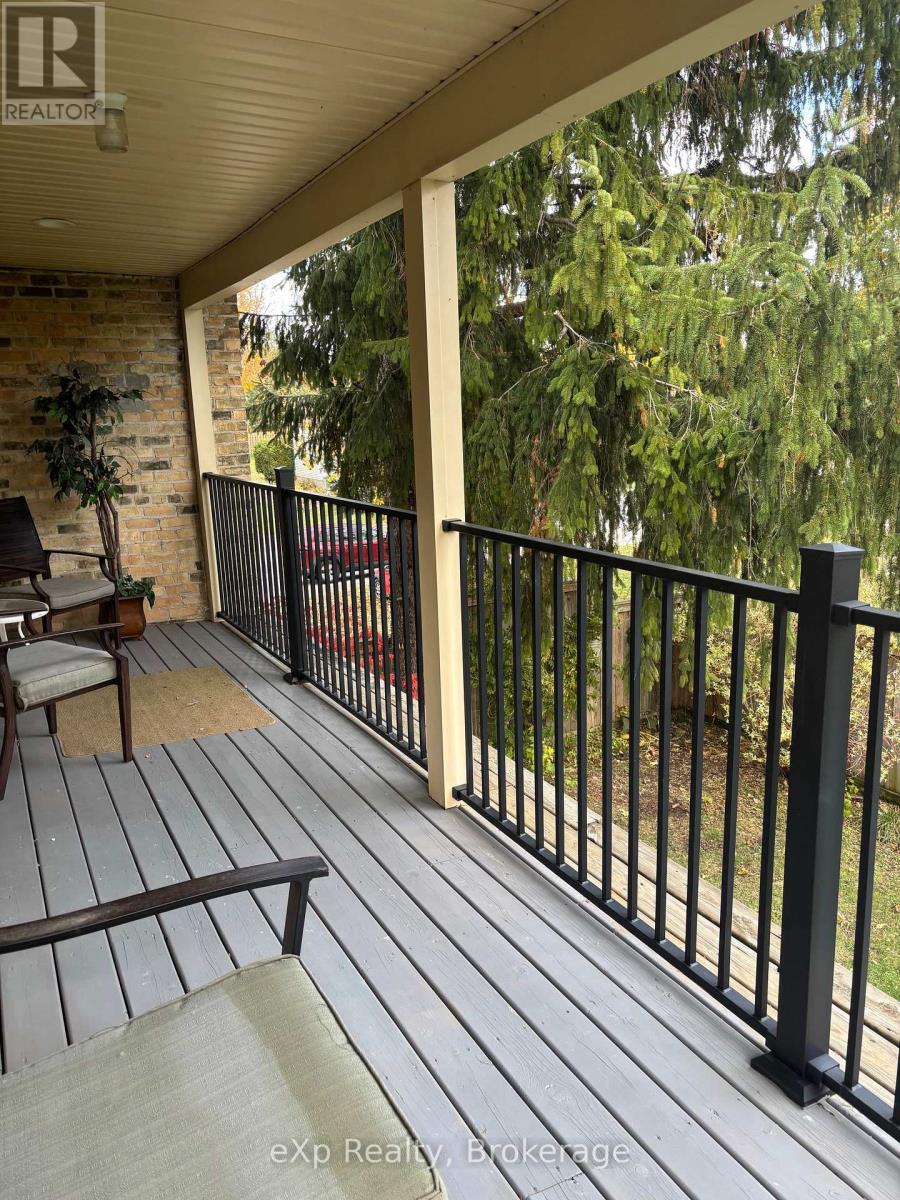 16 Peter Street Property Photo 11