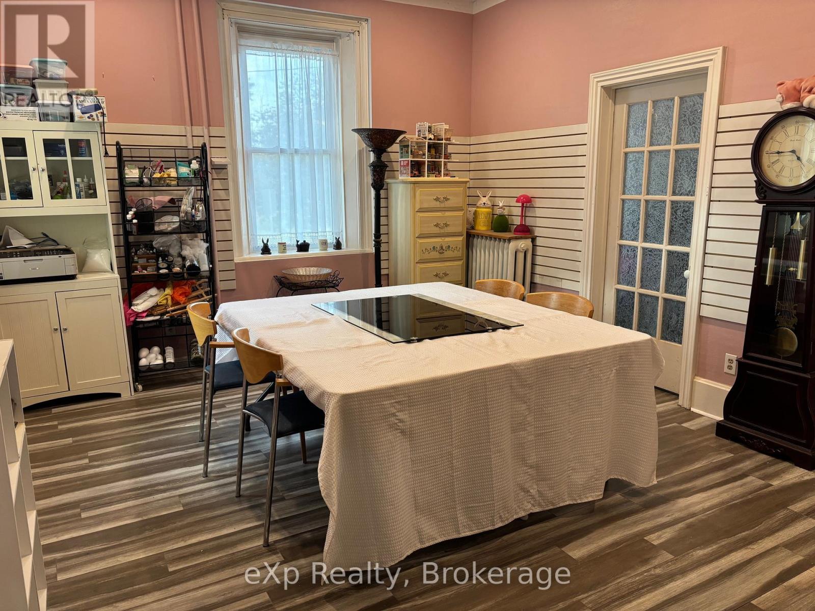 16 Peter Street Property Photo 21