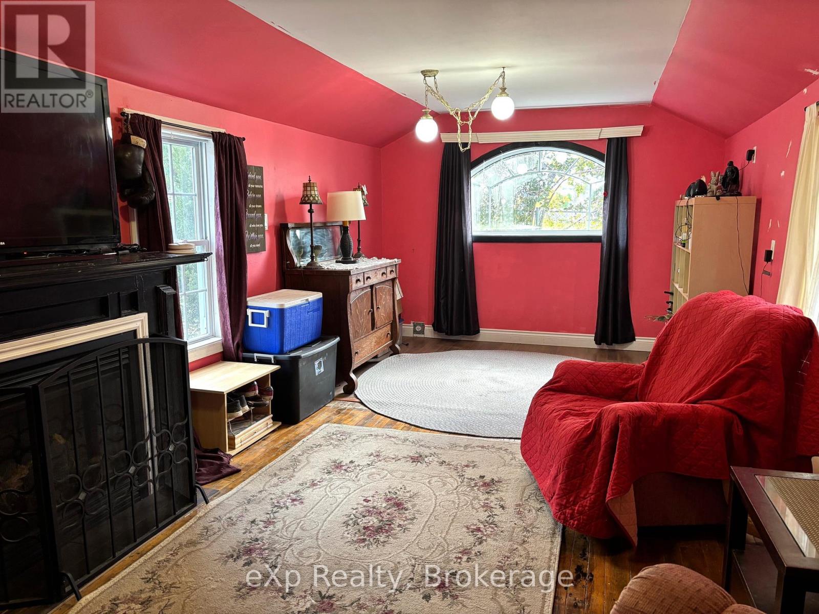 16 Peter Street Property Photo 26