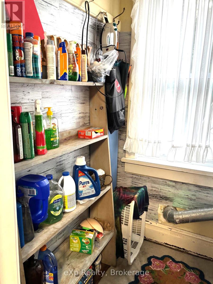 16 Peter Street Property Photo 29