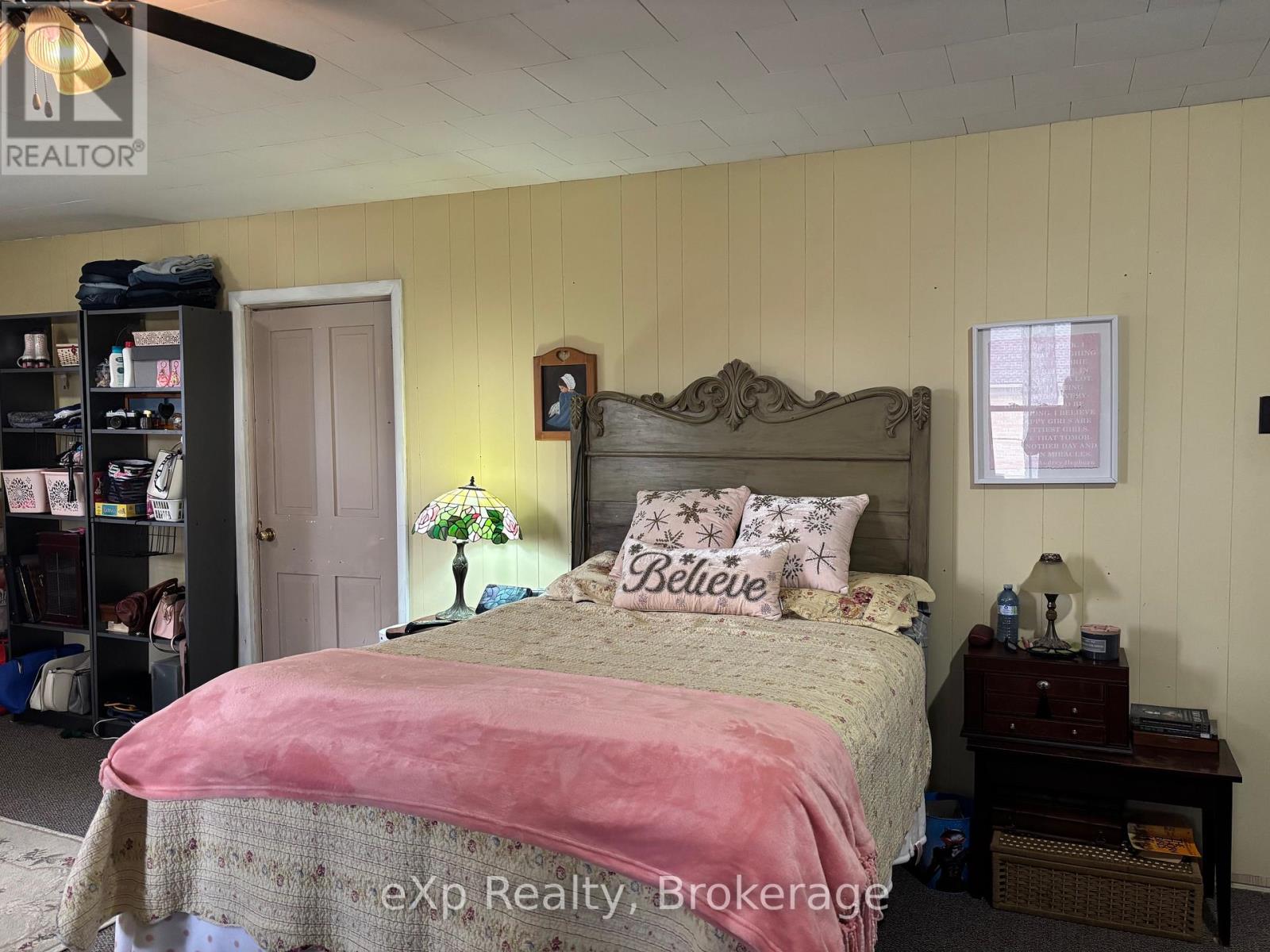 16 Peter Street Property Photo 33