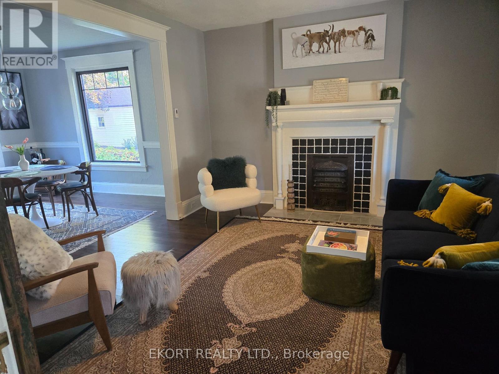 302 Bridge Street Property Photo 8