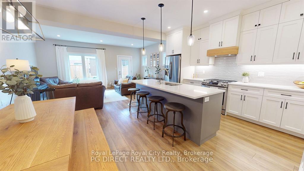 35 Wideman Boulevard #1 Property Photo 5