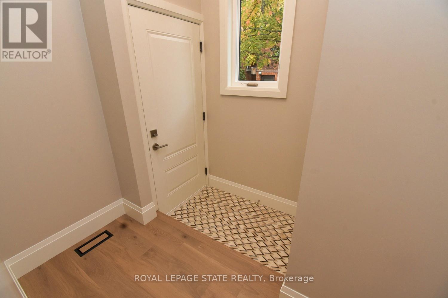 279 Hess Street Property Photo 14