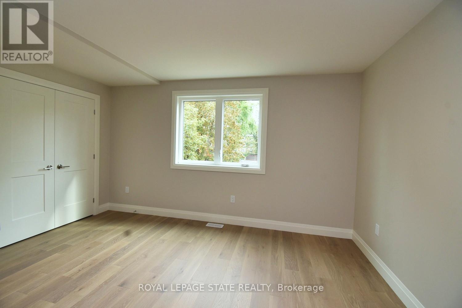 279 Hess Street Property Photo 28