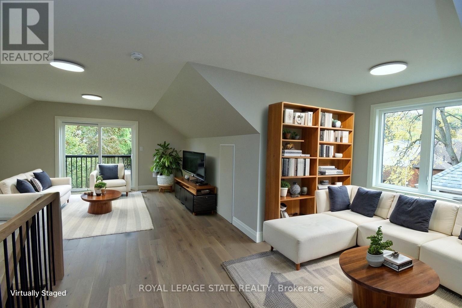 279 Hess Street Property Photo 43