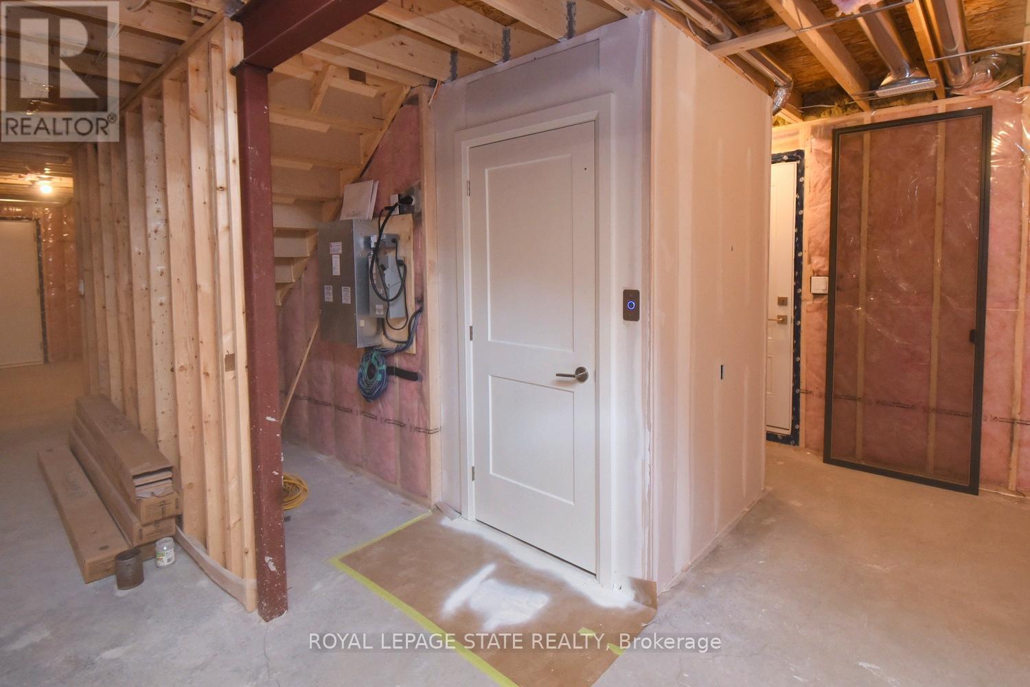 279 Hess Street Property Photo 48