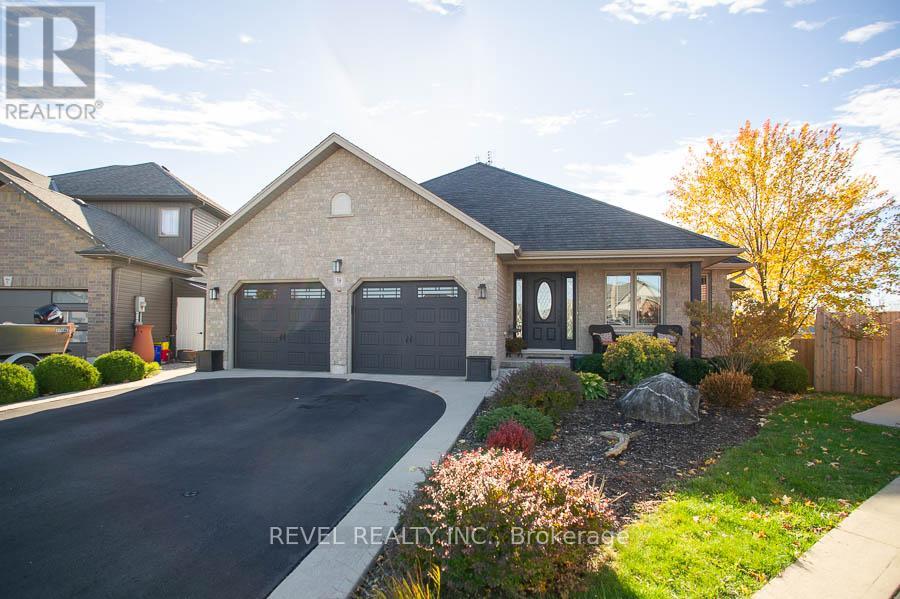 9 Davey Court Property Photo 2