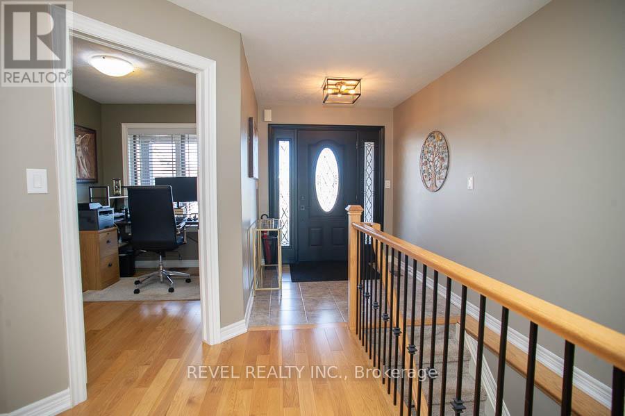 9 Davey Court Property Photo 4