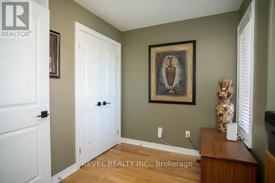 9 Davey Court Property Photo 6