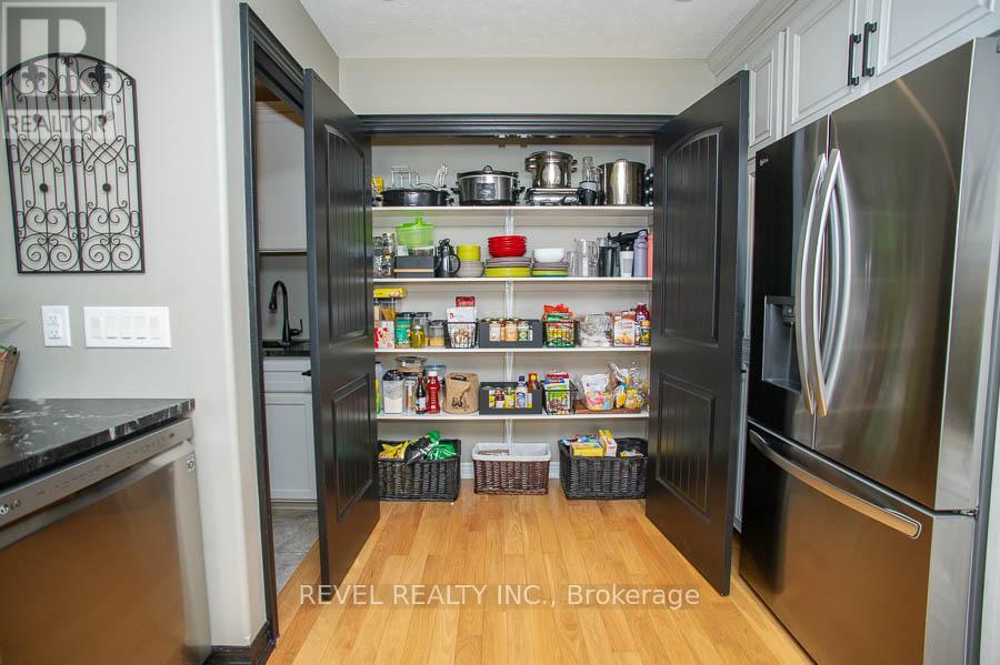 9 Davey Court Property Photo 15