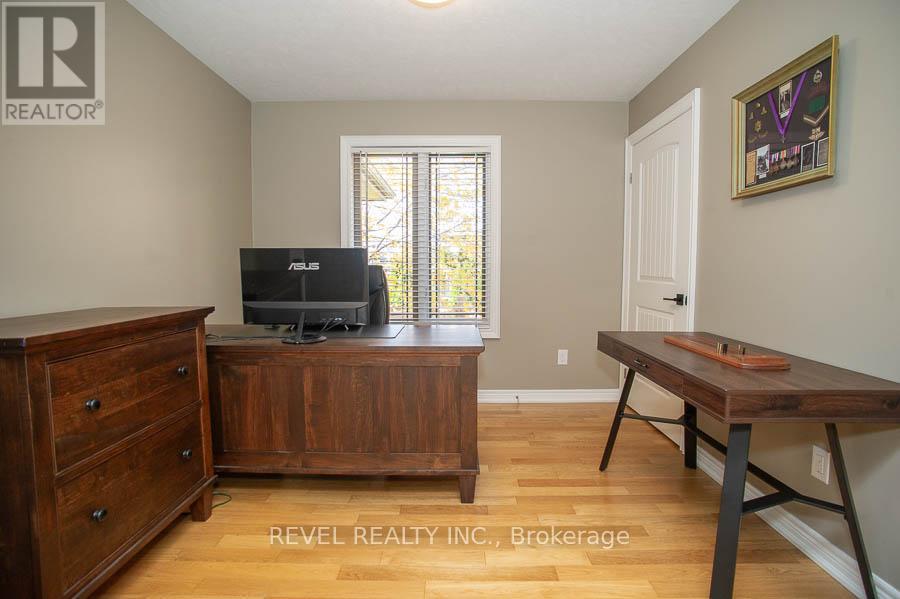 9 Davey Court Property Photo 18